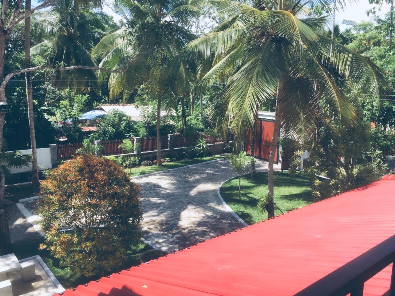 Casa Blanca Hotel Ahangama Ngoại thất bức ảnh