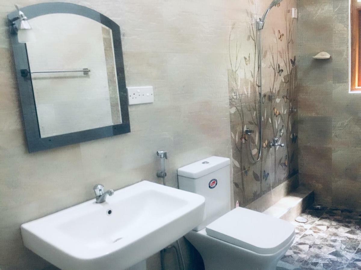Casa Blanca Hotel Ahangama Ngoại thất bức ảnh