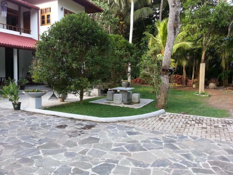 Casa Blanca Hotel Ahangama Ngoại thất bức ảnh