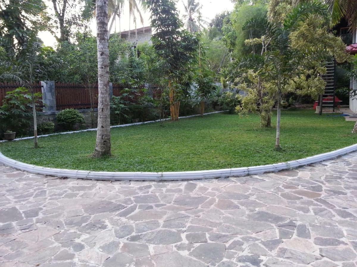Casa Blanca Hotel Ahangama Ngoại thất bức ảnh